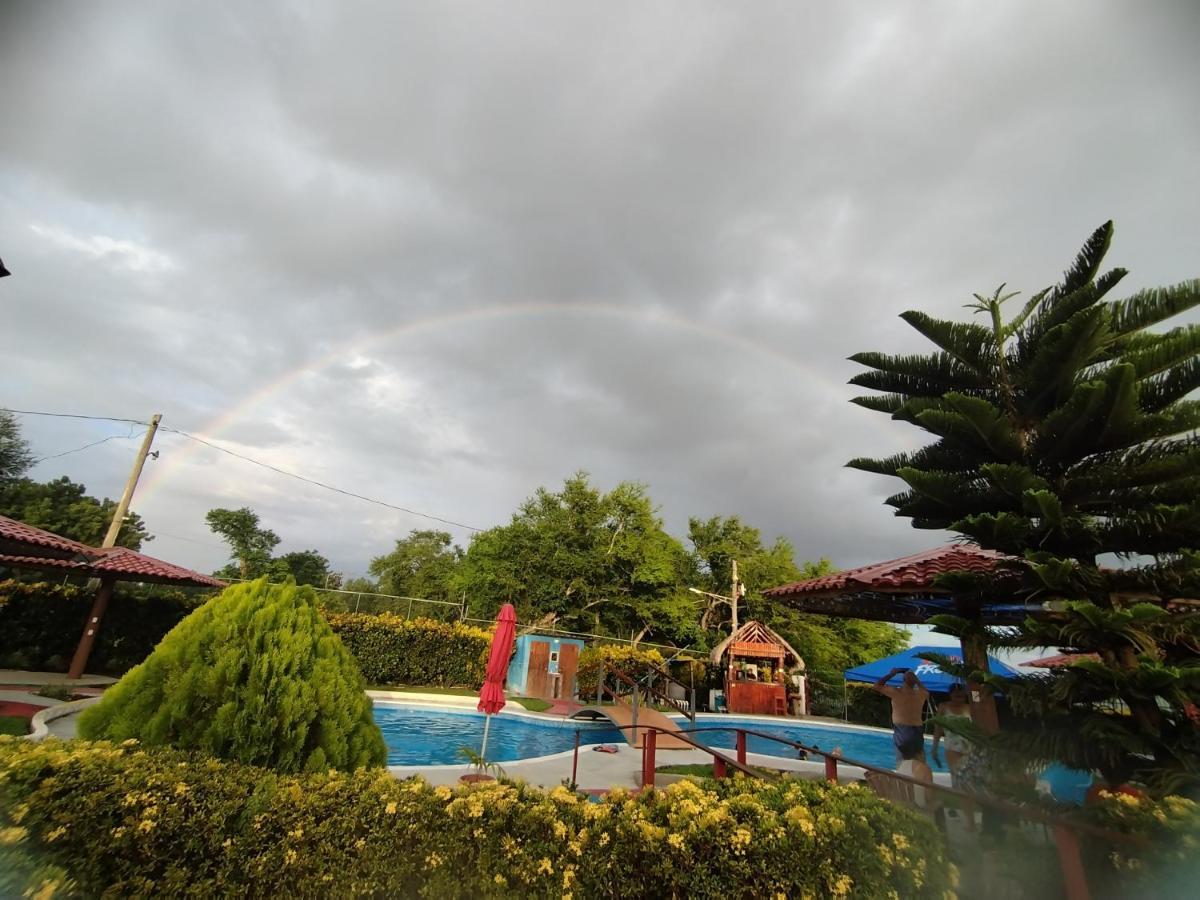 Отель Cabanas El Paraiso - Ometepe Сан-Хосе-дель-Сур Экстерьер фото