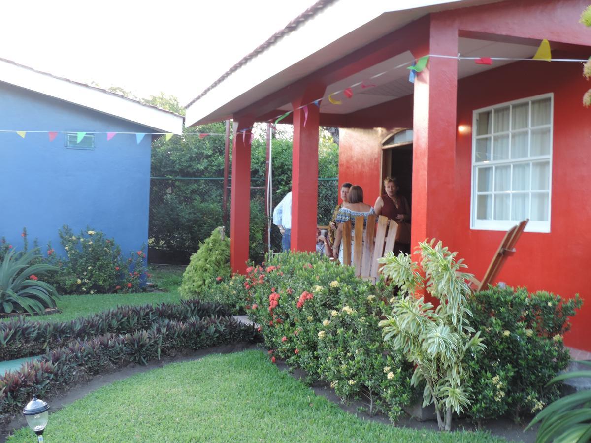 Отель Cabanas El Paraiso - Ometepe Сан-Хосе-дель-Сур Экстерьер фото